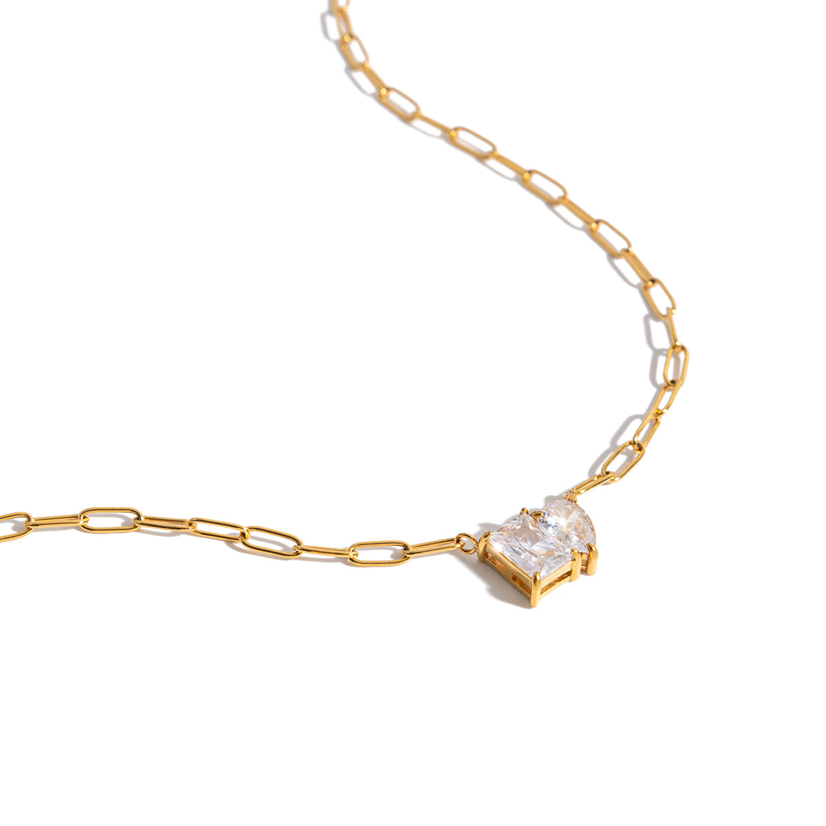 Moira Necklace : 18k PVD plated