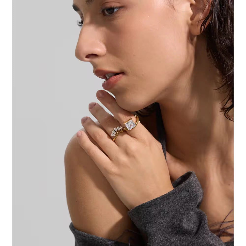Sira Ring - 18k gold plated