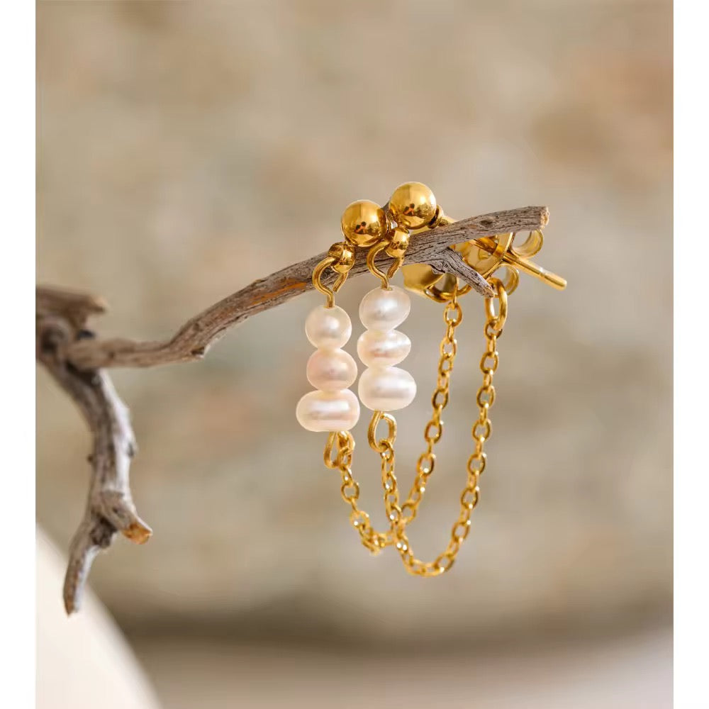 Noa Studs :  18k PVD plated fresh water pearls string earrings