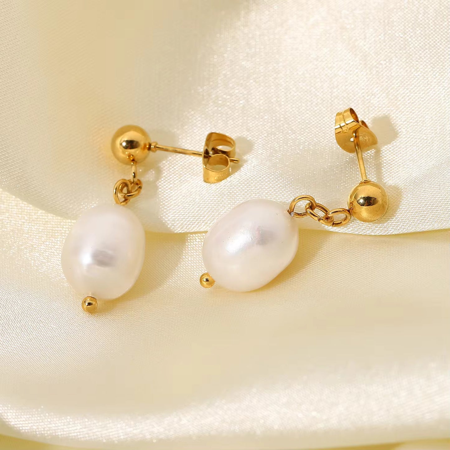 Ophelia Glow :  18k PVD plated Fresh water Pearl drops