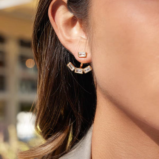 Tessa Curve :  18k PVD plated