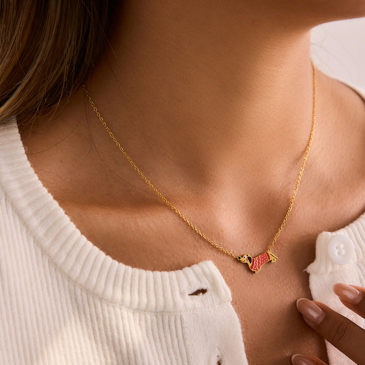 Nori dog charm necklace :  18k PVD plated
