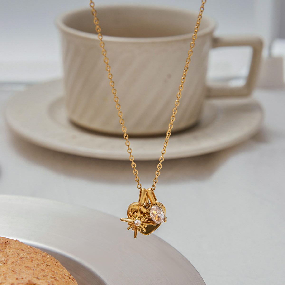 Mom Necklace :  18k PVD plated