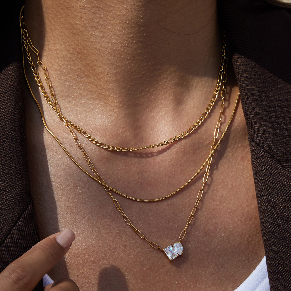 Moira Necklace :  18k PVD plated
