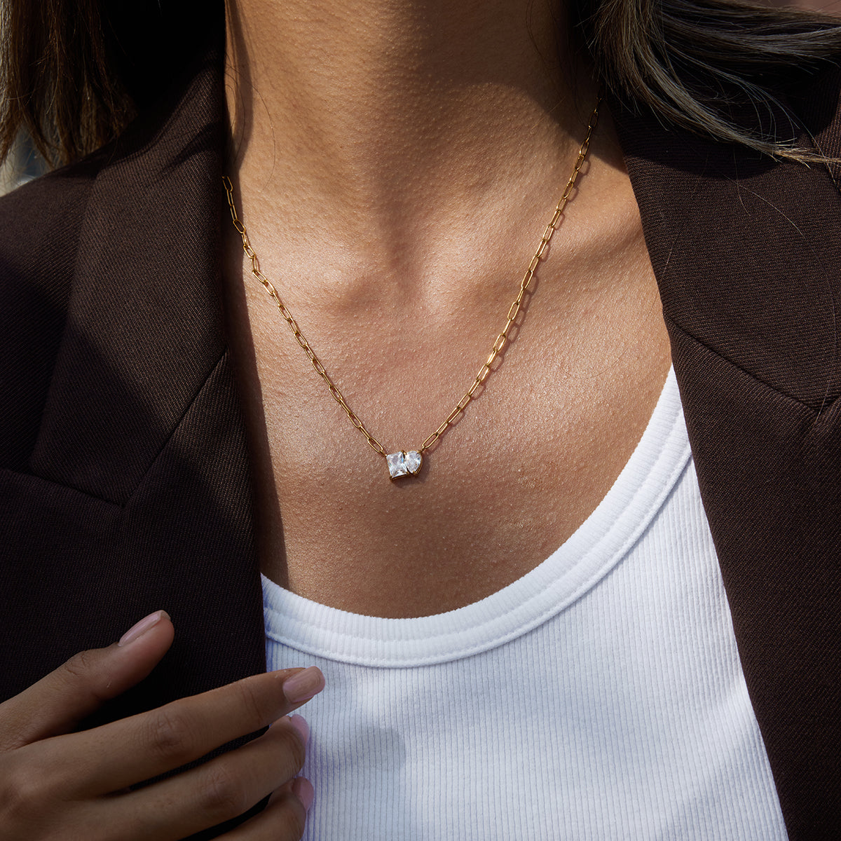 Moira Necklace :  18k PVD plated