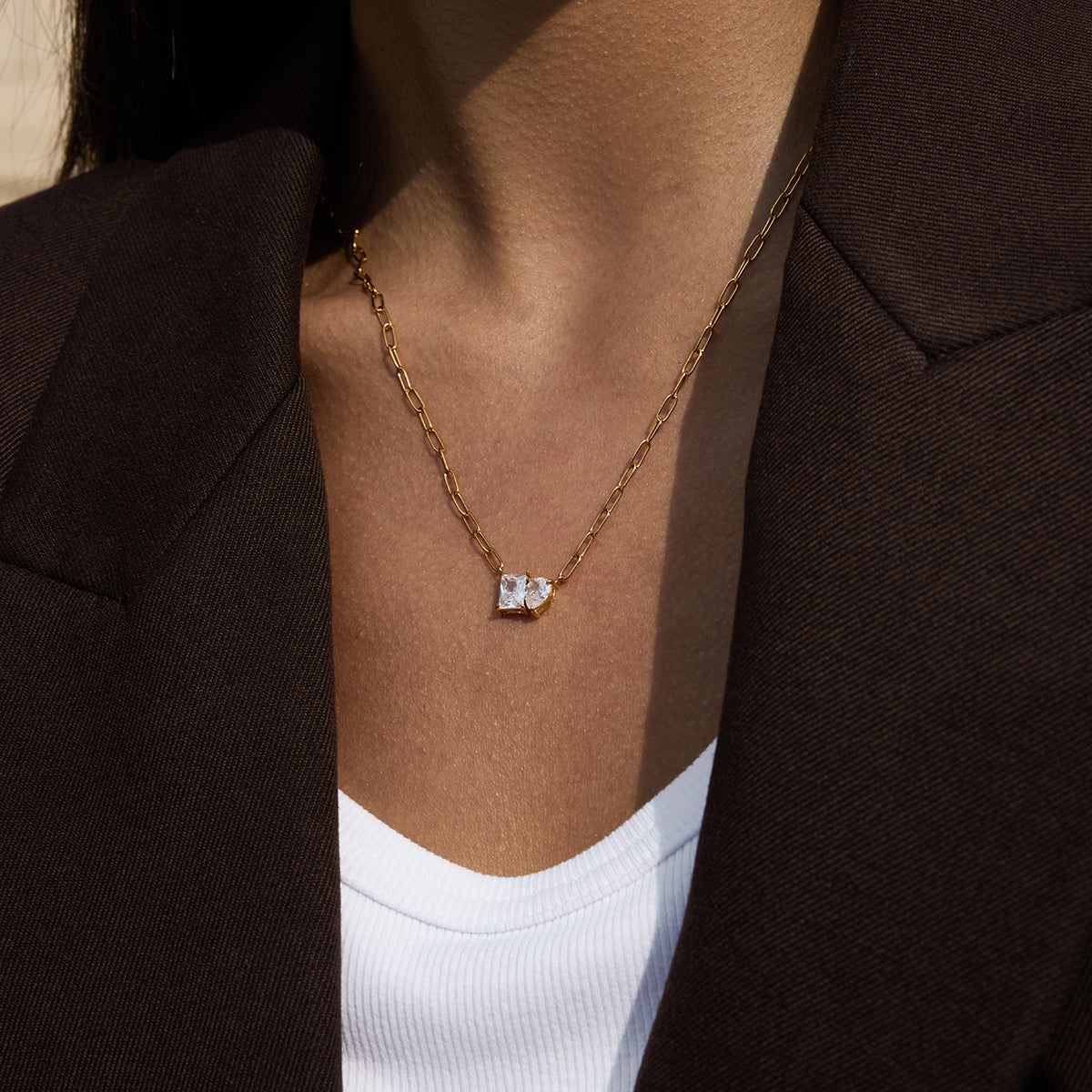 Moira Necklace :  18k PVD plated