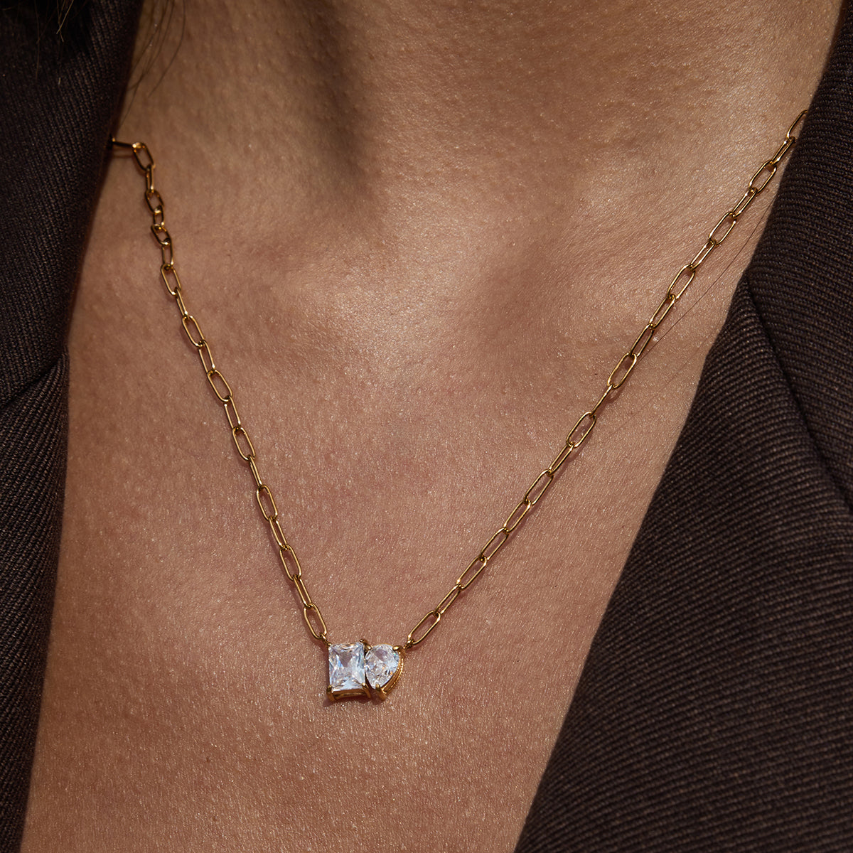 Moira Necklace :  18k PVD plated