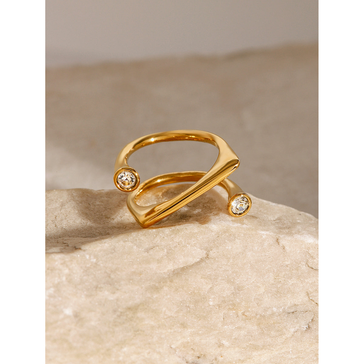 Kaia Luxe : Spiral Ring