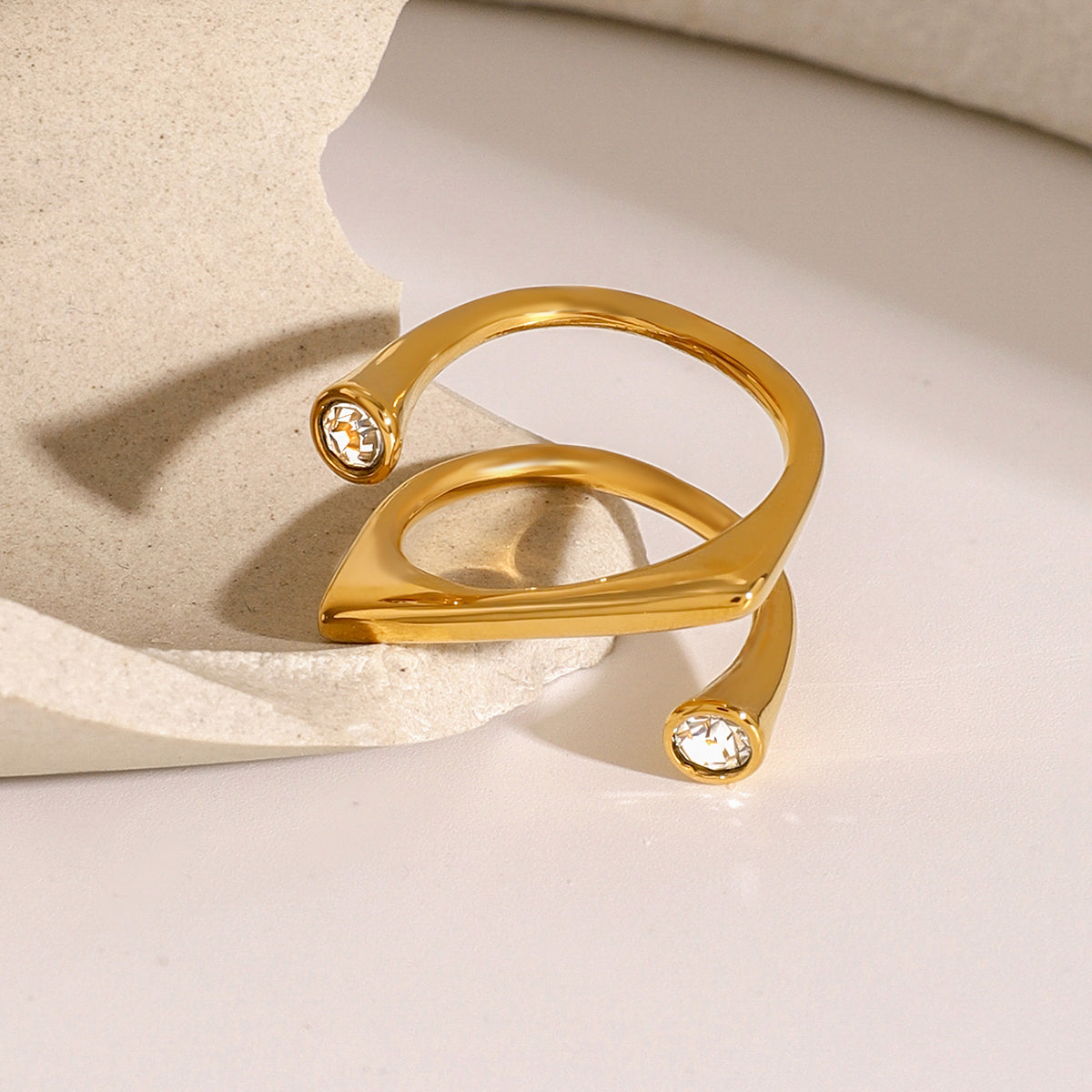 Kaia Luxe : Spiral Ring
